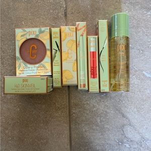 BRAND NEW MAKEUP